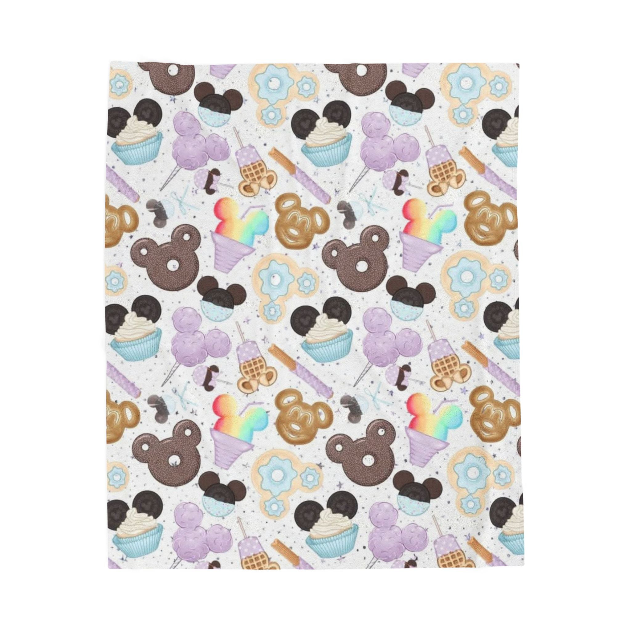 Plush Blanket — Cute Ice Cream & Bear Pattern Velveteen Throw